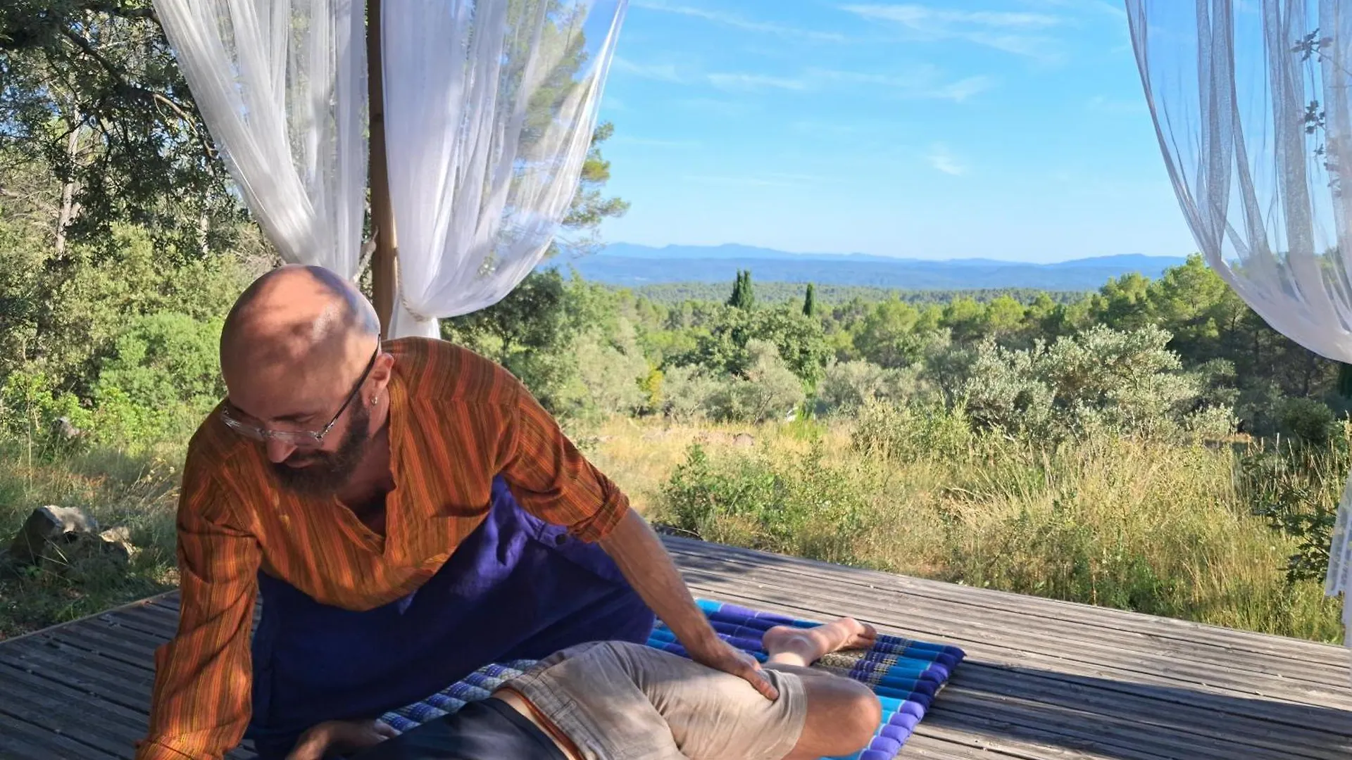 Bastidon Provencal Off-Grid Apartment Salernes Homestay